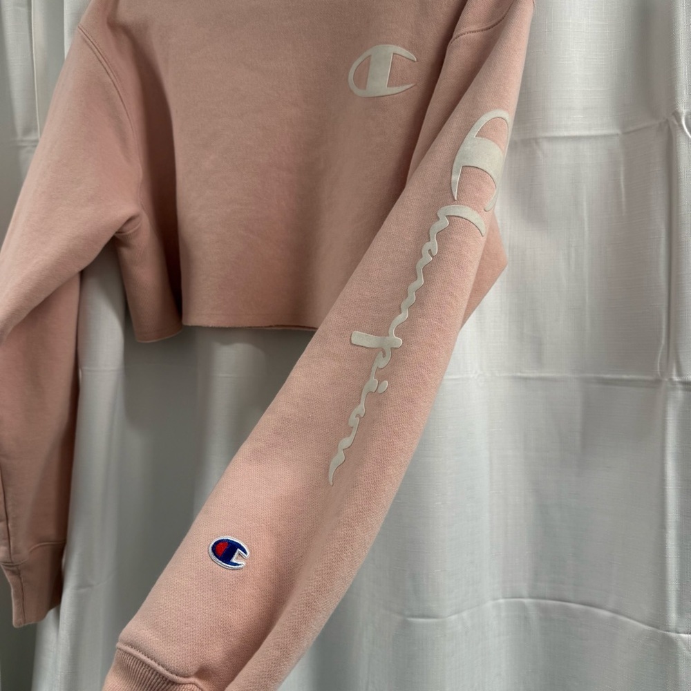 Champion Cropped Sweatshirt Blush Pink/ Dusty Rose XS Logo Sleeve - Picture 5 of 7